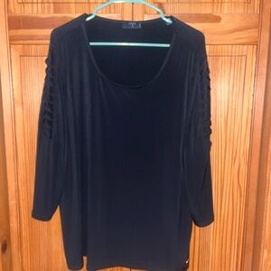 BlackTahari Scoop Neck Long Sleeve Top with Ladder Sleeve Detail